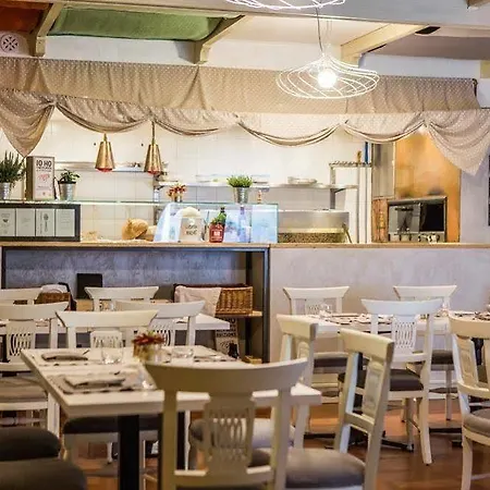 Beatrice Отель 3*